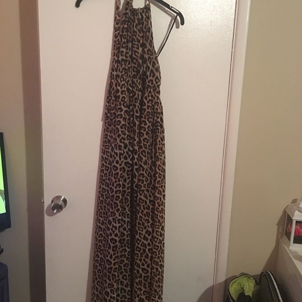 Forever 21 maxi dress Sz LG
